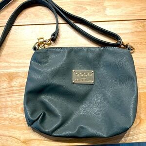 NWOT Gray Bebe detachable crossbody purse